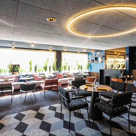 Mercure Centre فندق