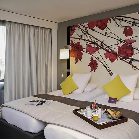 Mercure Centre 4* בורדו