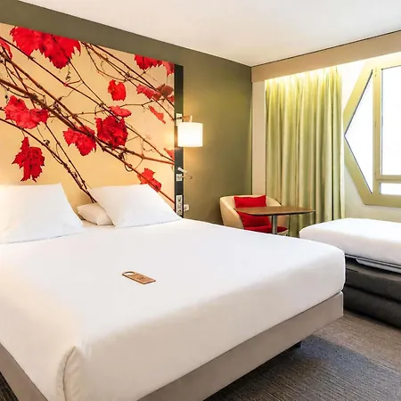 Mercure Centre فندق
