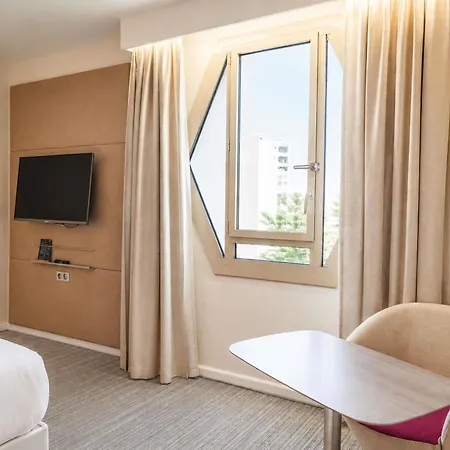 فندق Mercure Centre 4*