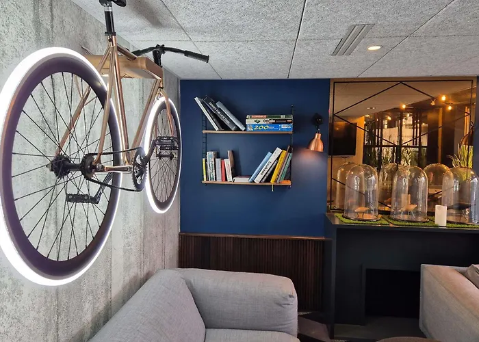 Mercure Centre Hotel 4*