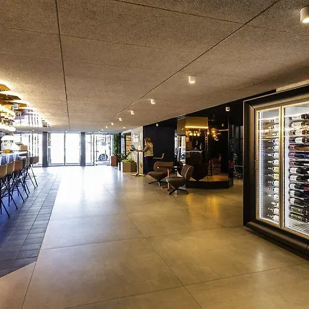 波尔多美居中心酒店