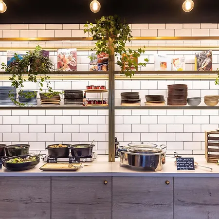 Mercure Centre Hotel